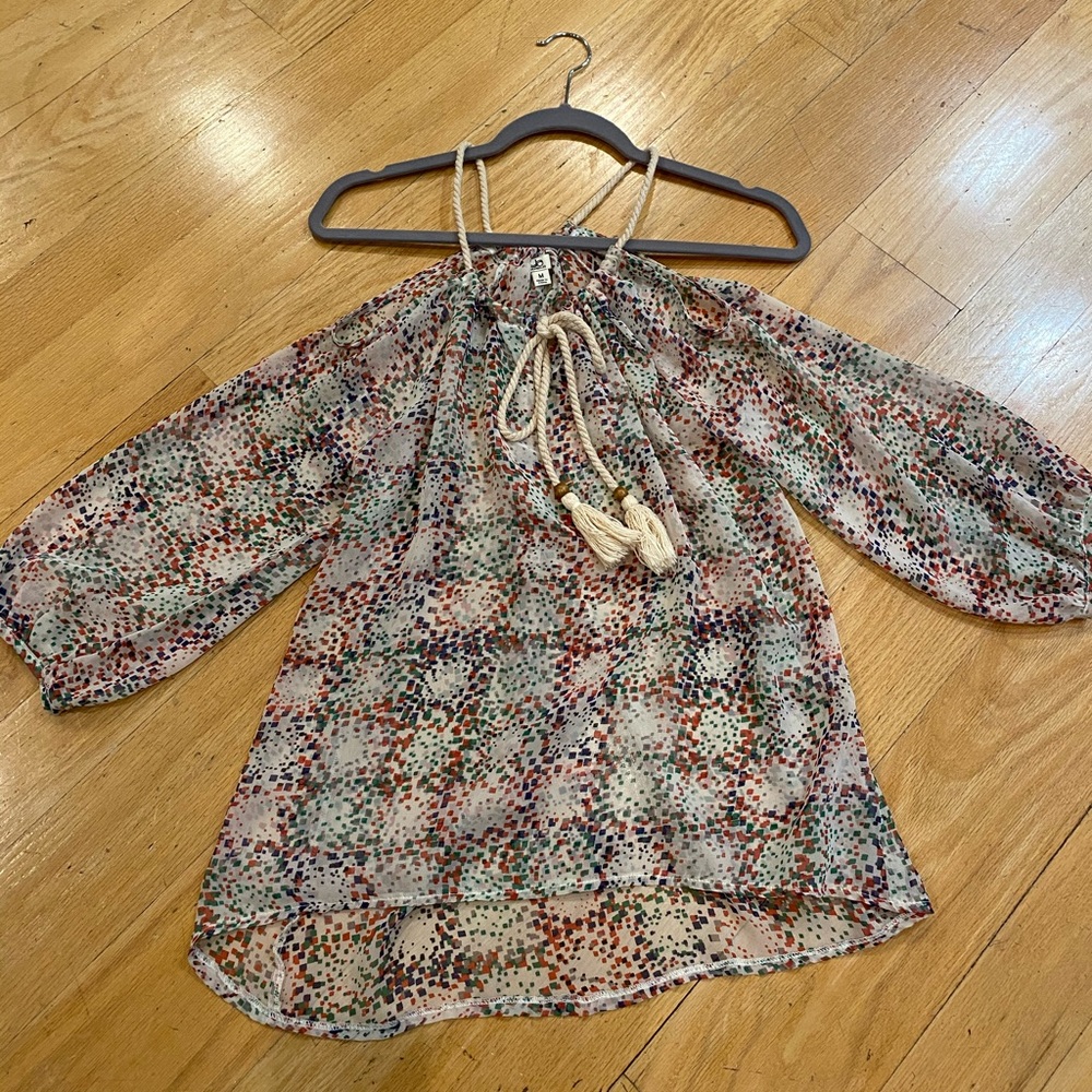 Summer loose fitting flowy top